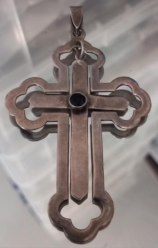  — Vintage ornate sterling silver cross pendant