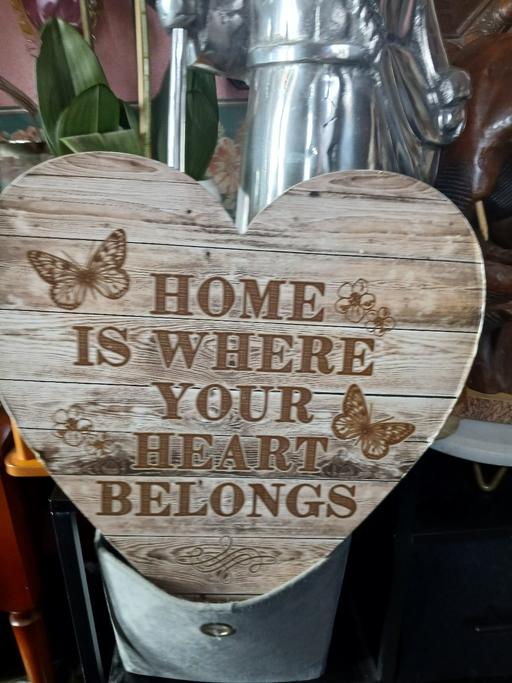  — big wooden hang up plaque