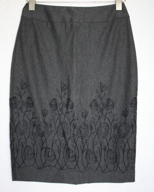  — M&S grey knee length pencil skirt size 8
