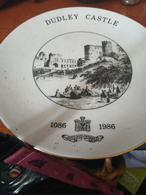  — dudley castle plate