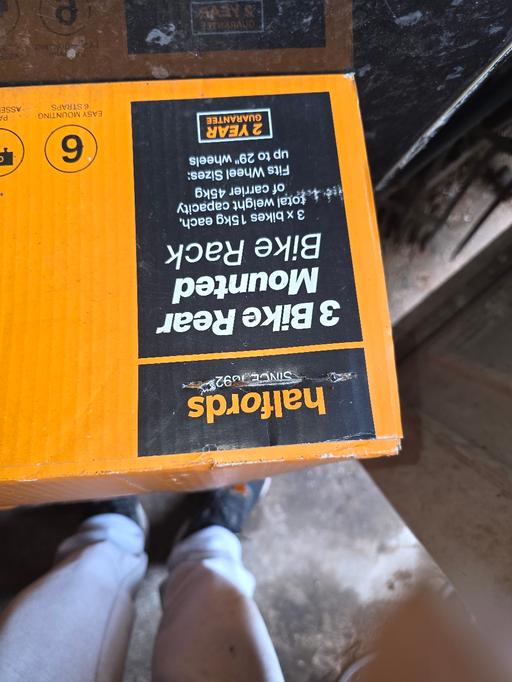  — BRAND NEW Halfords 3 Bike Rear Mounted Car Bi