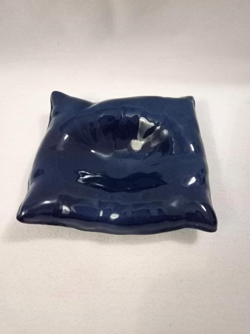  — SCARCE SOLID BLUE CARLTON WARE PIN DISH.