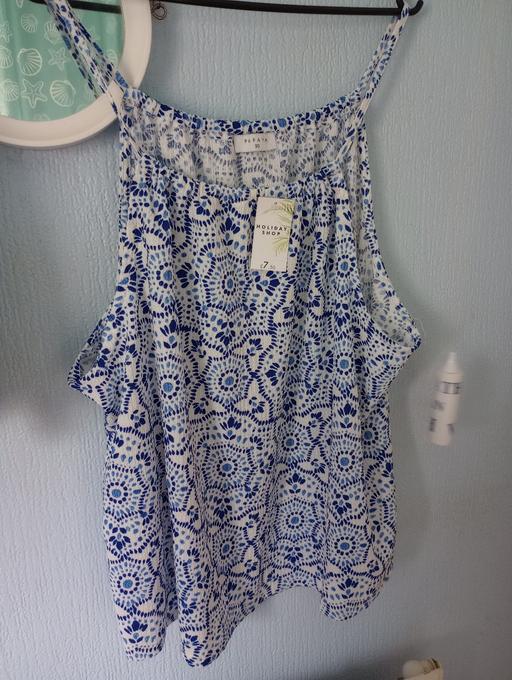  — Bnwt Ladies Summer Top size 20