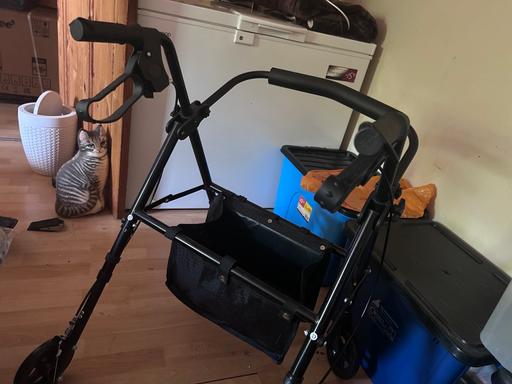  — Rollator