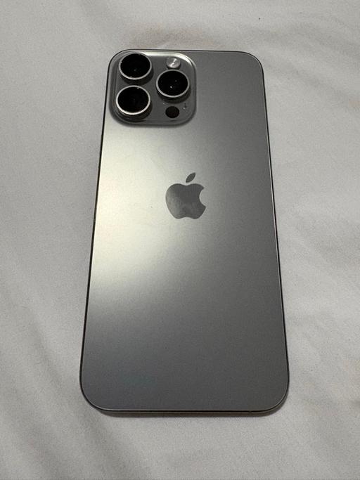  — iPhone 15 pro max 256Gb