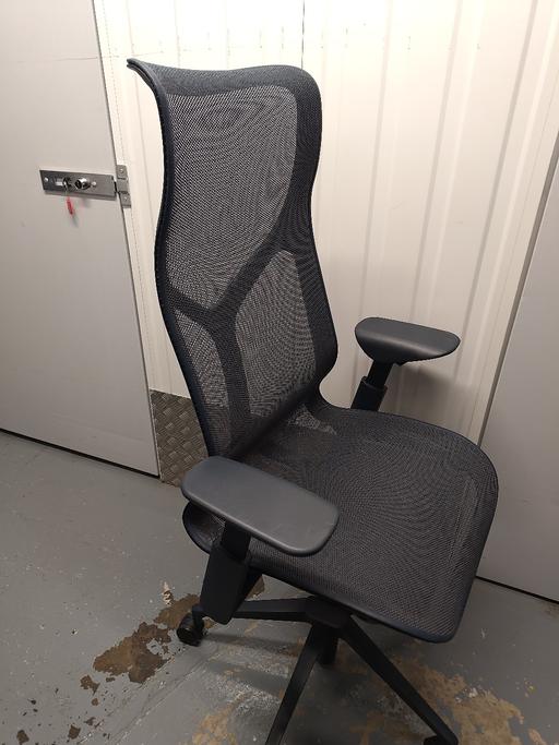  — Authentic Herman Miller Cosm Task Chair