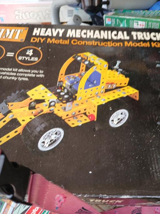  — heavy mechanical truck