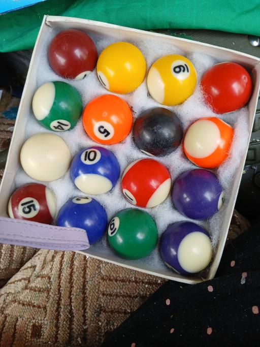  — pool ball  or snooker