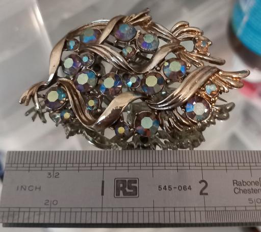  — vintage aurora borealis gemstone brooch
