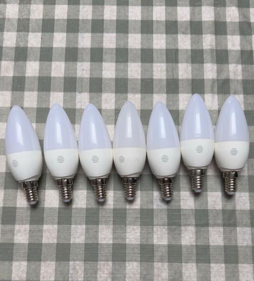  — Smart Hive Light Bulbs x 7