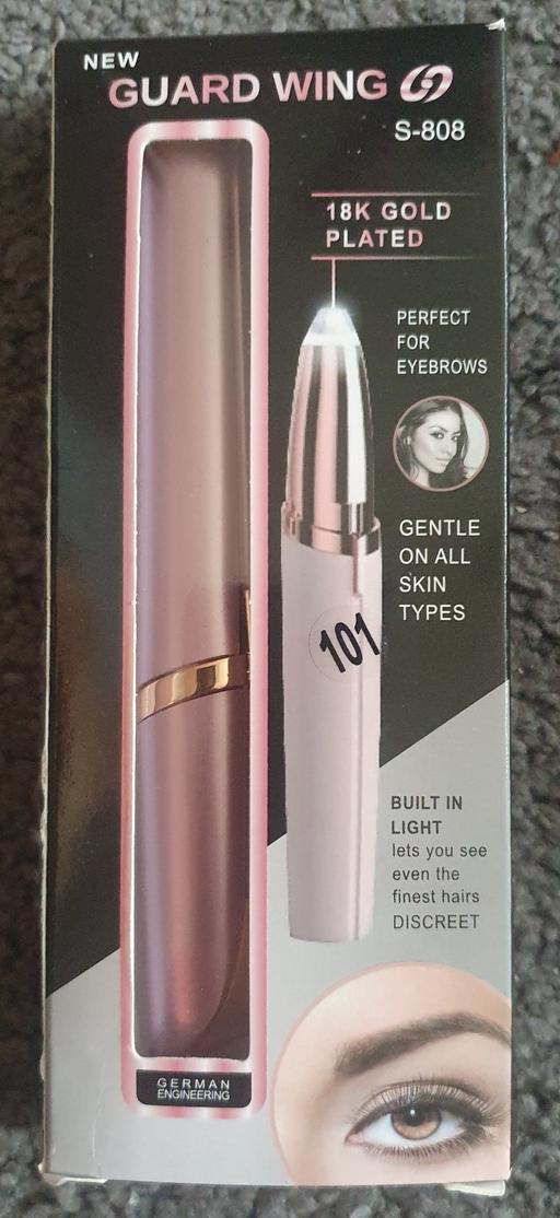  — Eyebrow/Facial Trimmer