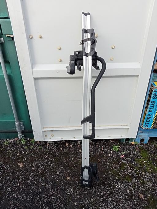  — ROOF BARS CYCLE CARRIER