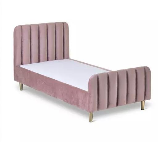  — Toddler bed