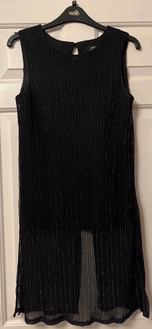  — Wallis Top Size 8