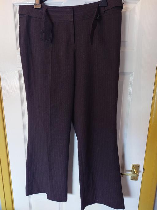  — Women's dark brown trousers size 16R