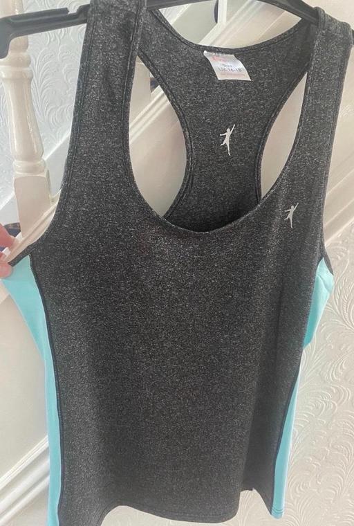  — Active vest top size 16