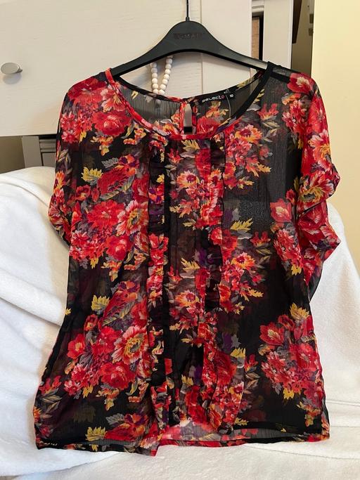  — Womens Top ( New )