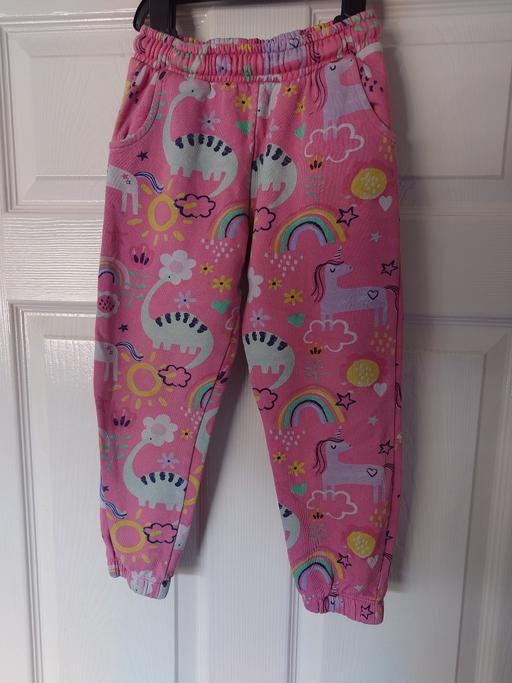  — Girls pink joggers size 5-6 years