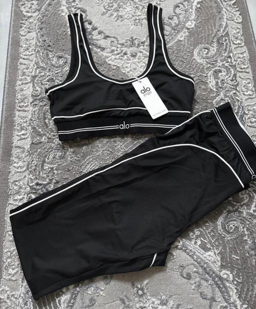  — Alo gym set