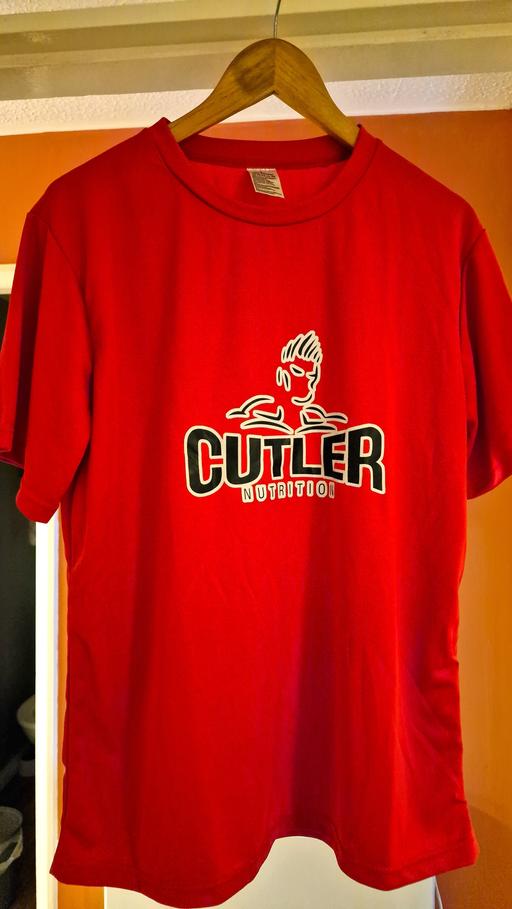  — Gym T-Shirt with "CUTLER"logo