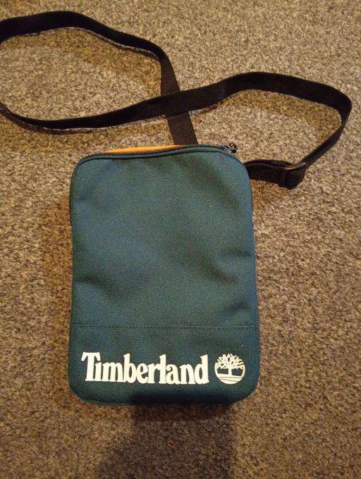  — Timberland man bag