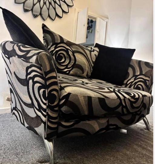  — 3 seater & a 2 seater Sofas