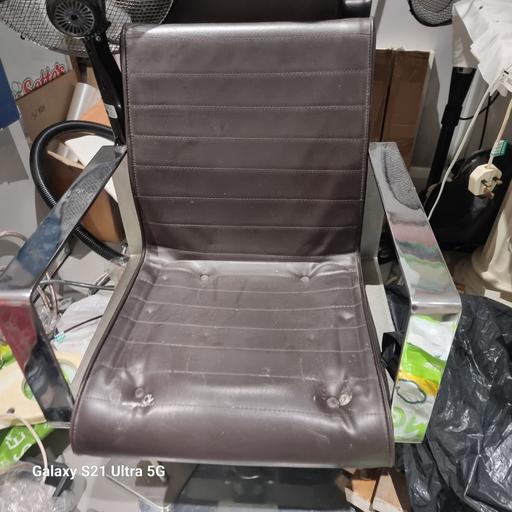  — barber or hair dresding chair