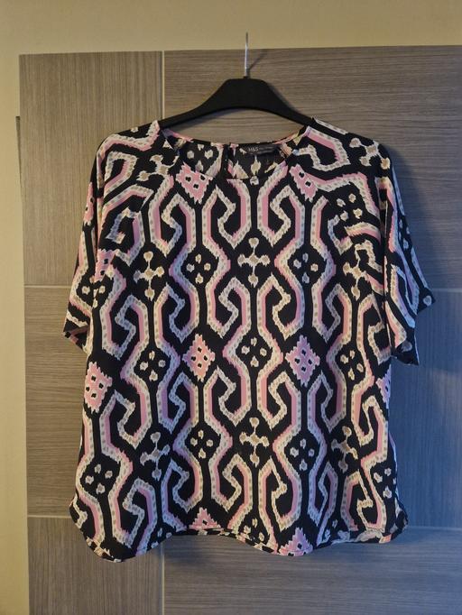  — M&S ladies top size 16