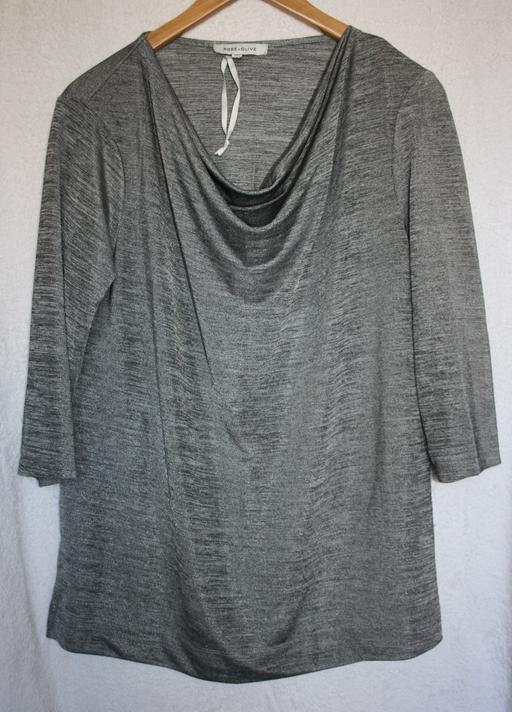  — Rose & olive grey jumper size 14