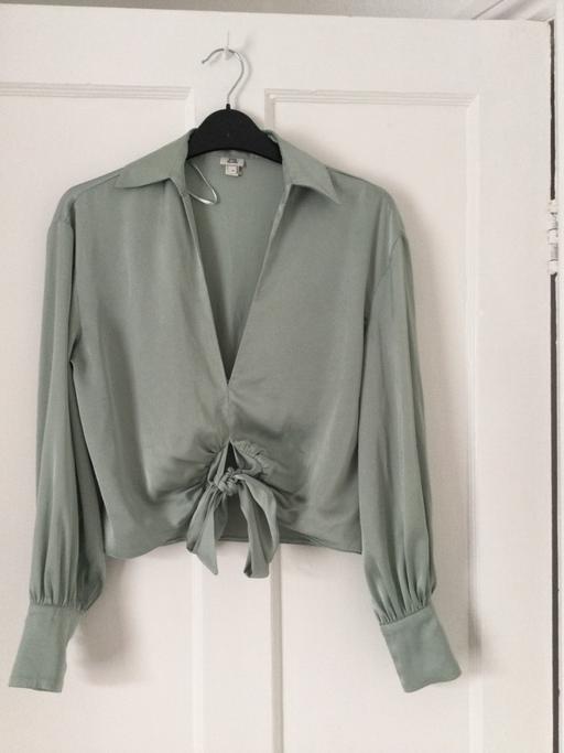  — River Island blouse size 6