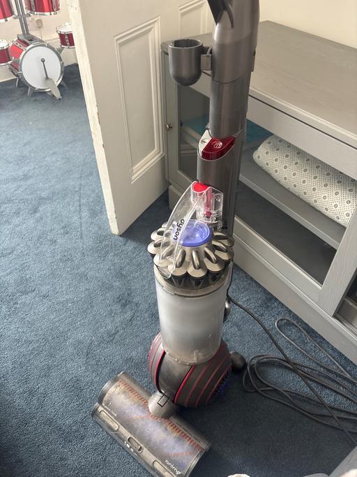  — Dyson cord hoover