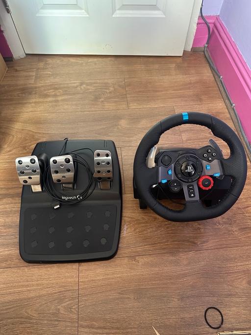  — Logitech Steering wheel
