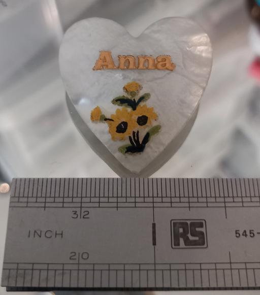  — Vintage 1960s painted sweetheart name brooch