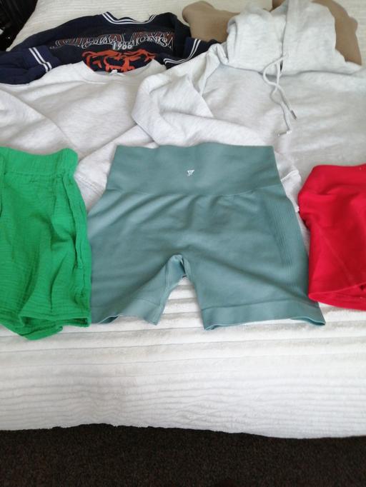  — ladies size *XS*(brown top & grey hoody*S*