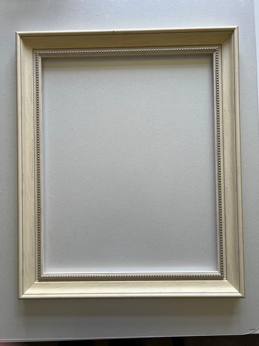  — Photo frame