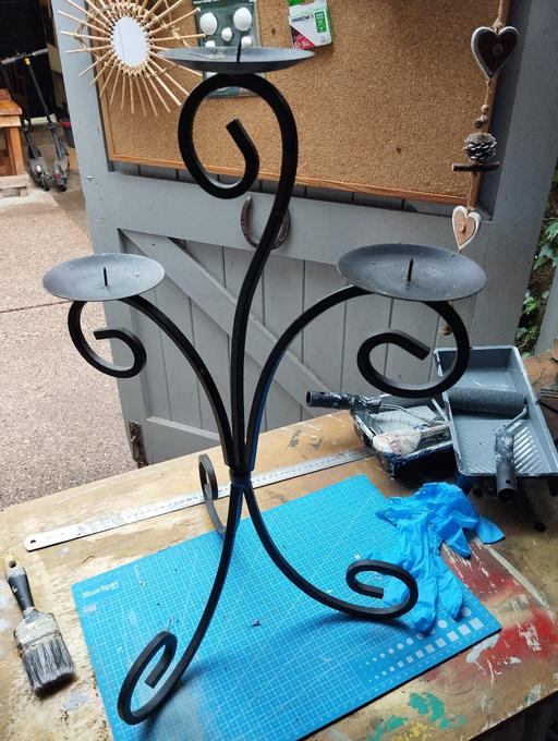  — candle holder