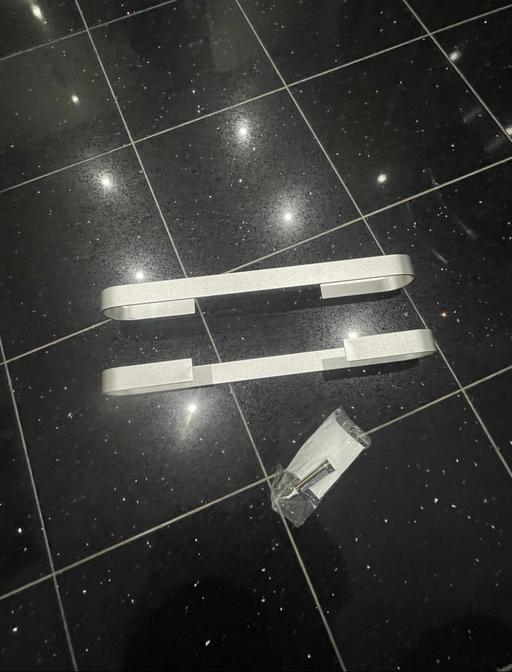  — Stick in towel rack