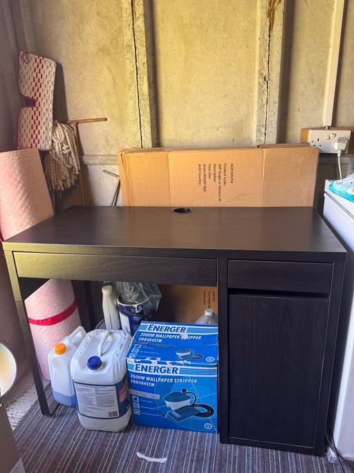  — Desk