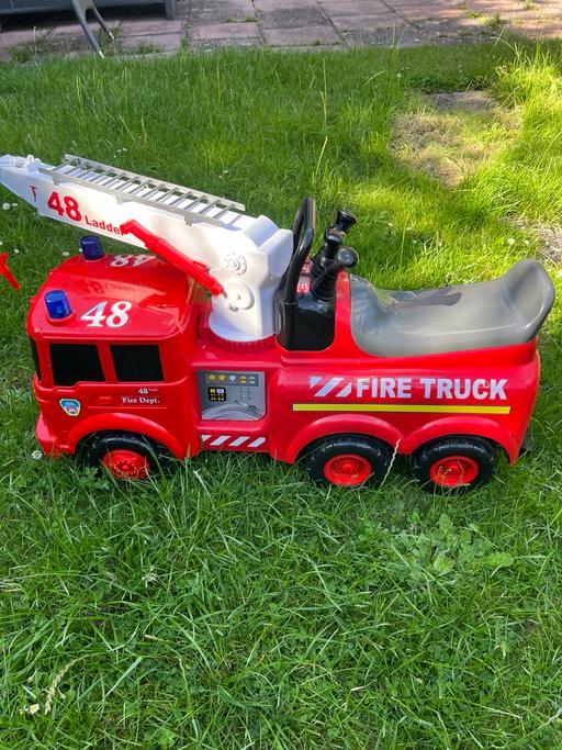  — Kids Red Ride-On Fire Truck with Ladder