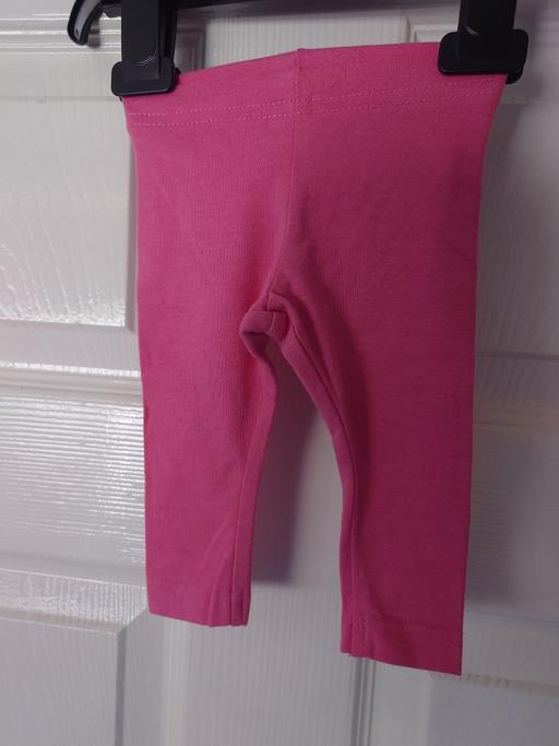  — Baby girls pink leggings size 0/3 months