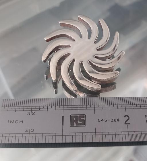  — vintage newbridge silverware brooch