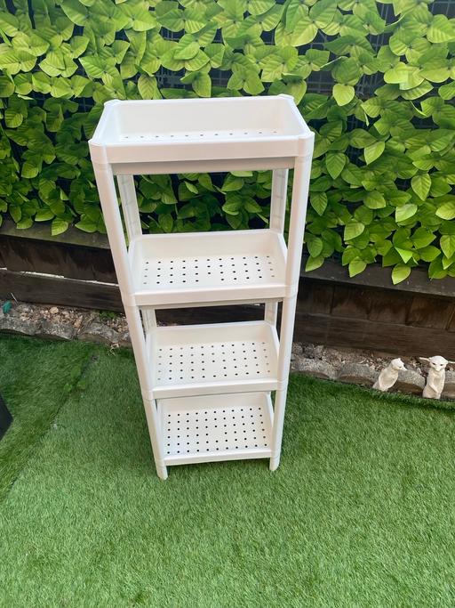  — Plastic shelves