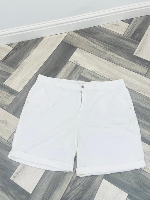  — (20) F&F SHORTS £1