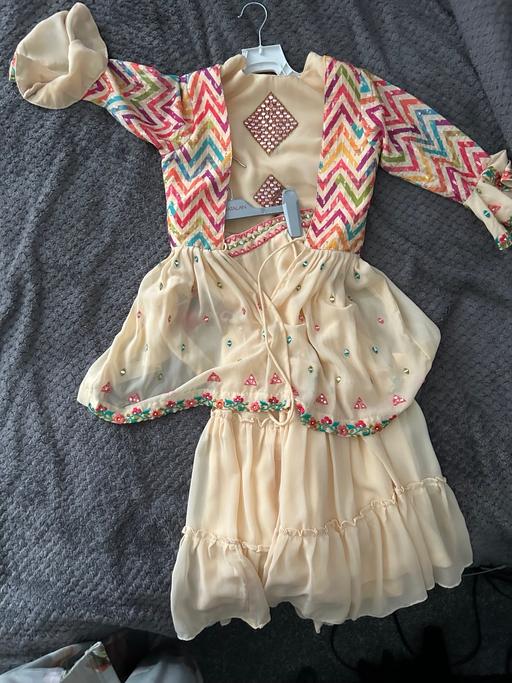  — Girls dress