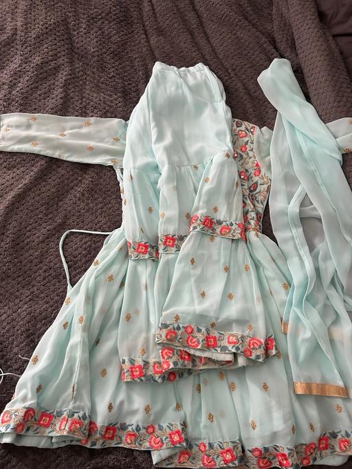  — Girls dress