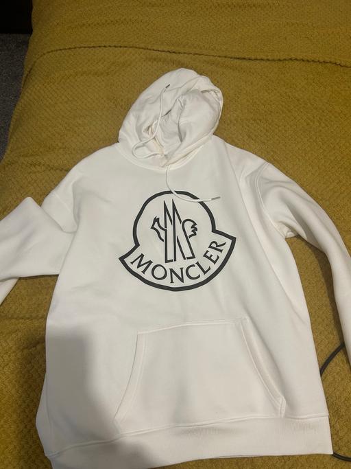  — Hoody