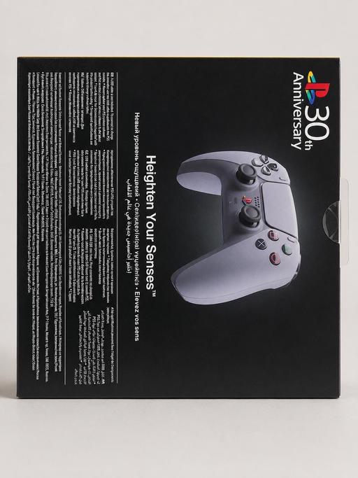  — PS5 30thAnniversarylimitededition controlle
