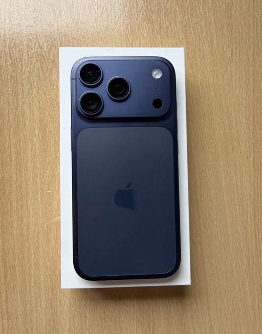  — iPhone 17 Pro 256GB Unlocked