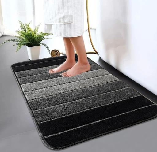  — Large Bath Mat New.