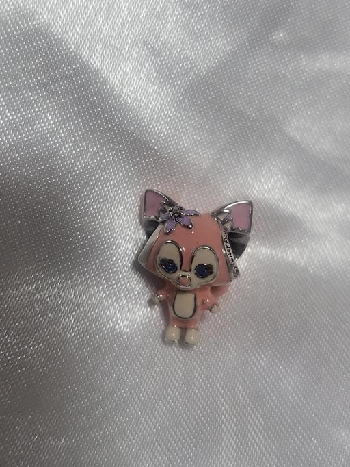  — Disney x Pandora LinaBell charm features the